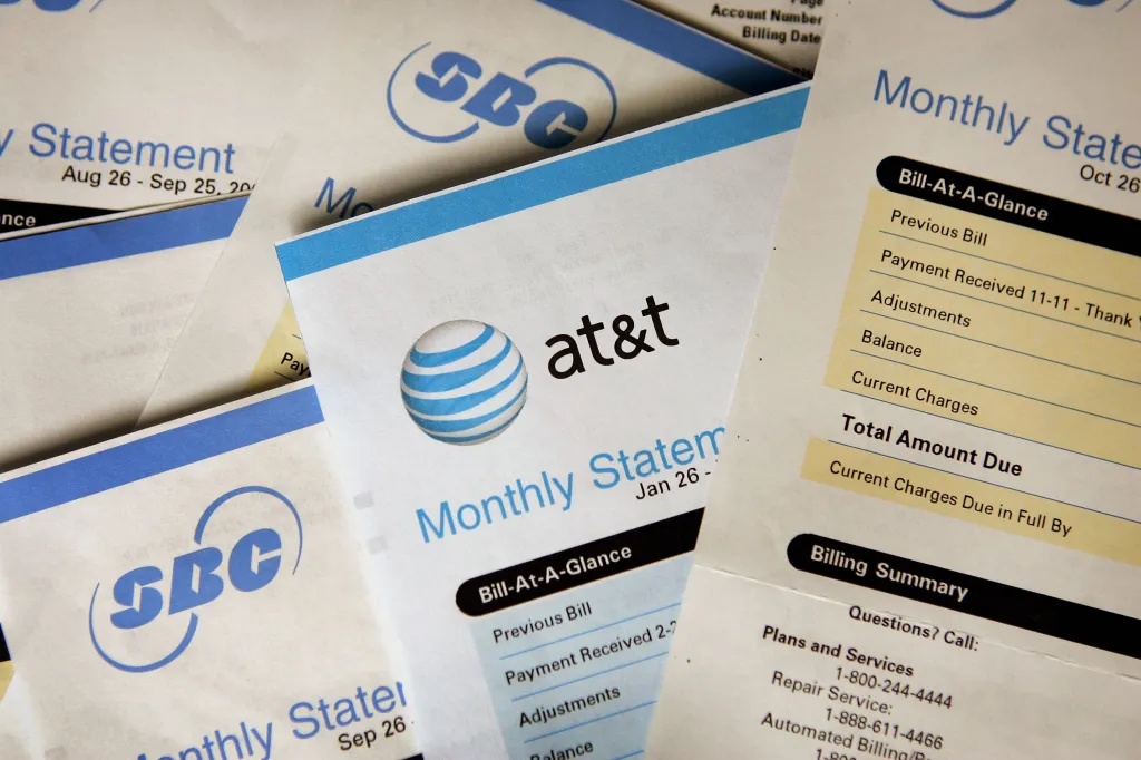 Upgrade Your Outdated Digital or Analog Dialtone Services to Voice over IP